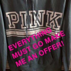 VS PINK HOODED QUARTER ZIP